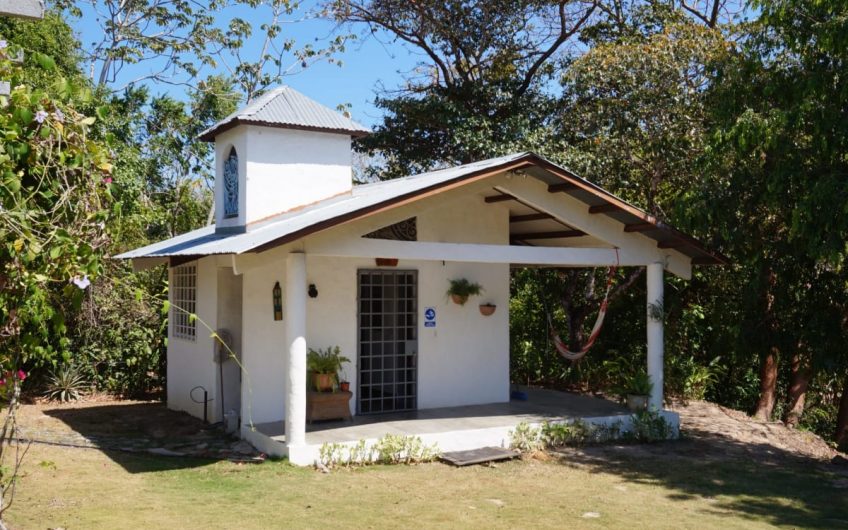 Casas en Las Uvas | ¡Oportunidad única! Hermoso complejo turístico de 4 casas en Las Uvas de San Carlos
